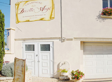 Slide 3D de la maison de Champagne Decotte Augé